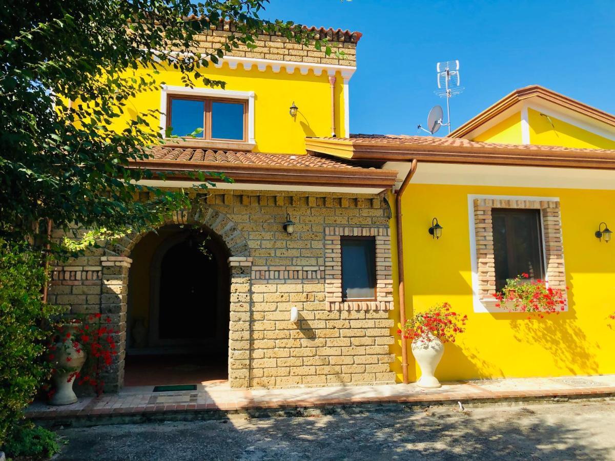 Villa "Casa Al Chiazzullo" Mirabella Eclano Exterior foto
